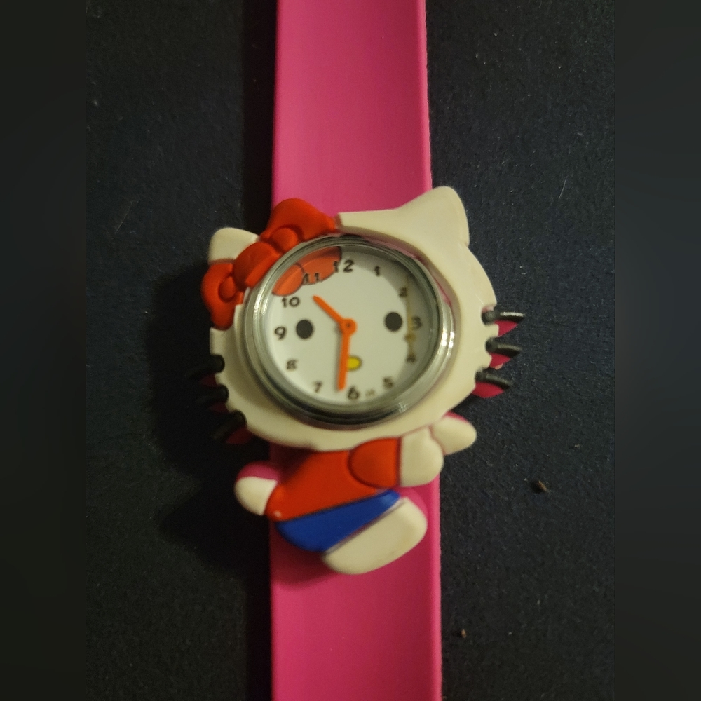 Hello Kitty Snap Bracelet Watch